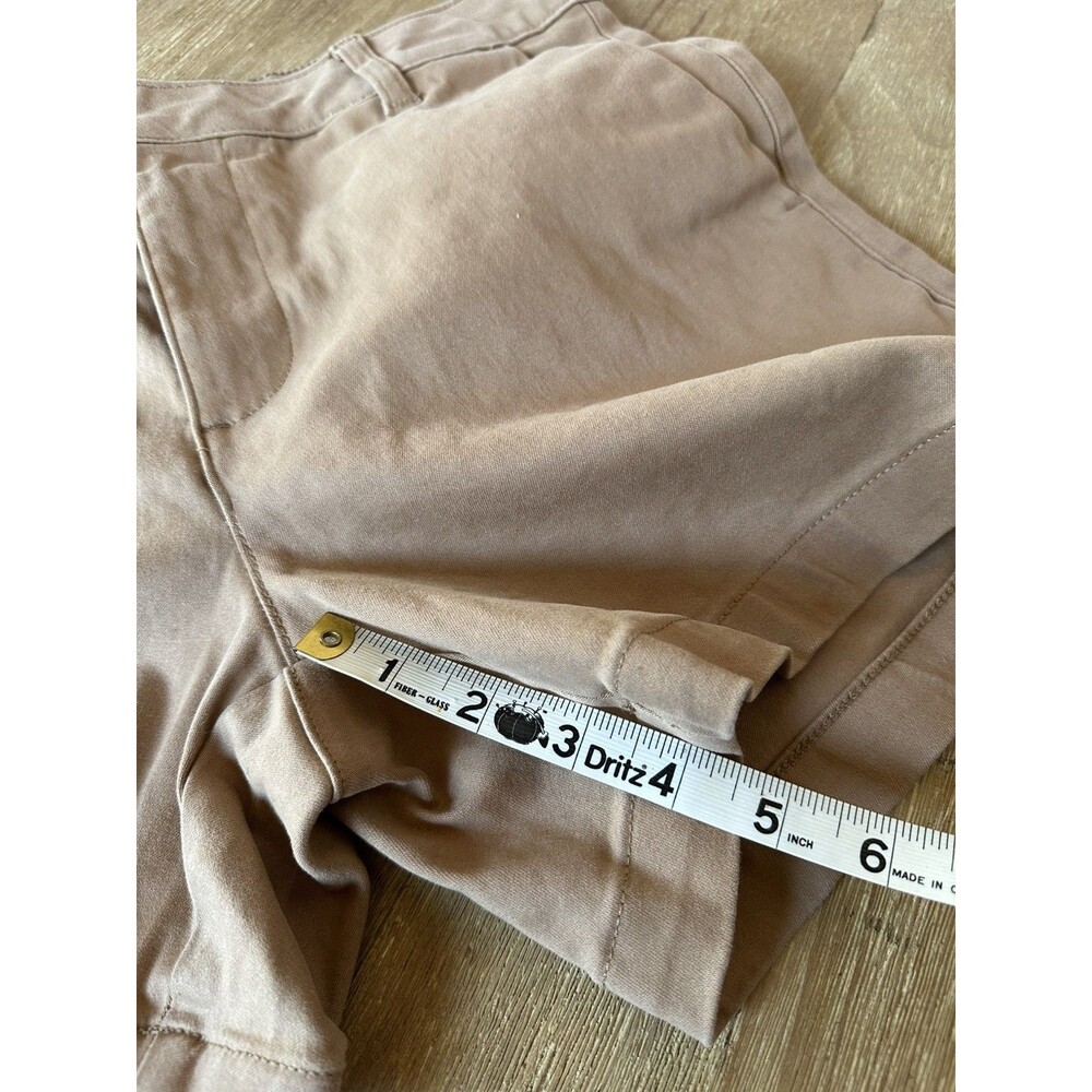 Banana Republic Women's Size 6 Casual Shorts Khaki Tan Classic 4 1/2” Inseam - Picture 3 of 5